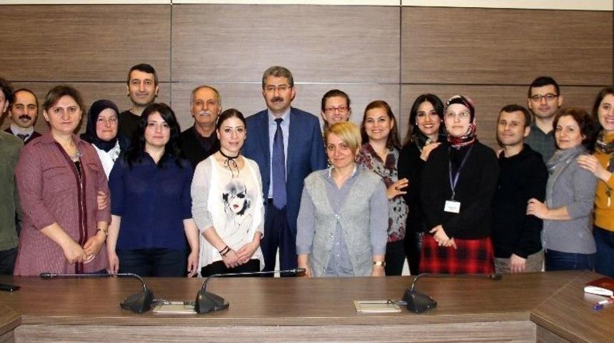 Sağlık&ccedil;ılardan Oluşan Tiyatro Ekibi &Ccedil;alışmalarına Başladı