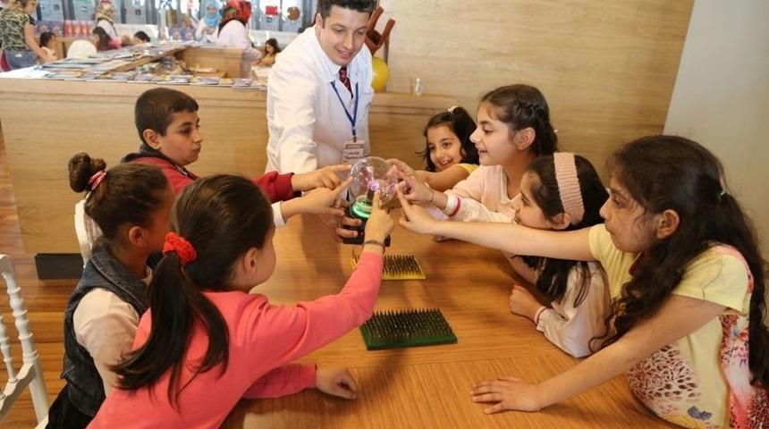 D&uuml;nya &Ccedil;ocukları 23 Nisan&rsquo;da Kocaeli&rsquo;de Buluşuyor