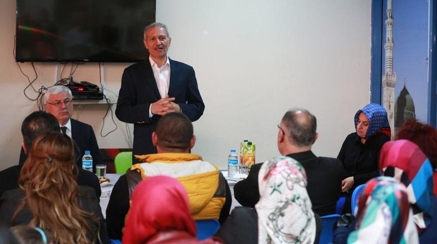 Karaman Mahalle Sakinleriyle Bir Araya Gelen Başkan Dişli, &rsquo;evet&rsquo; Desteği İstedi