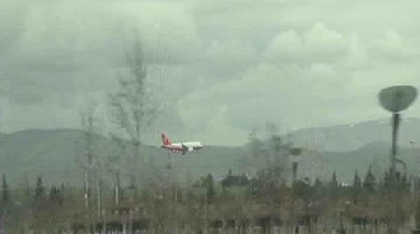 Erdoğan'ın U&ccedil;ağına, Konya Semalarında Jetler Eşlik Etti