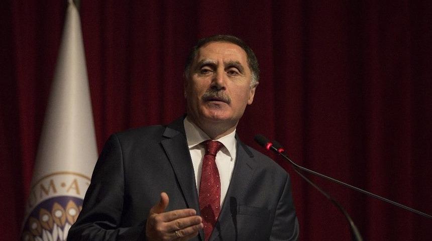 Kamu Başdenet&ccedil;isi Şeref Malko&ccedil;, Atat&uuml;rk &Uuml;niversitesi&rsquo;nde &lsquo;ge&ccedil;mişten G&uuml;n&uuml;m&uuml;ze T&uuml;rkiye&rsquo;yi Anlattı