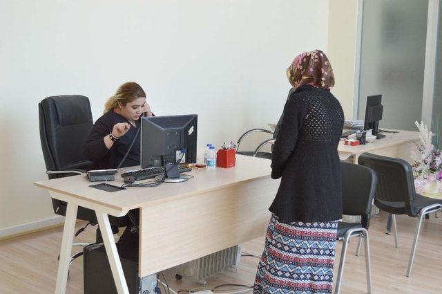 Hasta Yakınları, Yoğun Bakımda Yatan Hastaları İle Artık G&ouml;r&uuml;nt&uuml;l&uuml; G&ouml;r&uuml;şebilecek 1