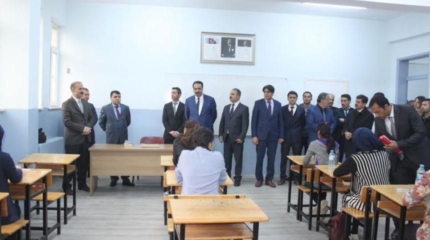 Van&rsquo;da &lsquo;kitap Okuma Yarışması&rsquo; Sınavı