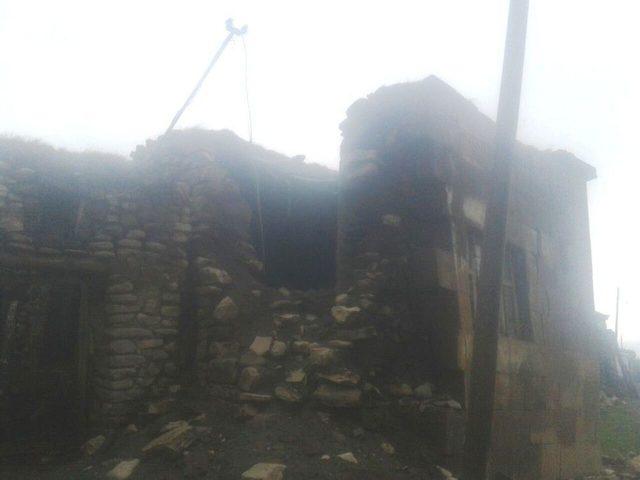 Bulanık’ta Göçük: 1 Yaralı 2