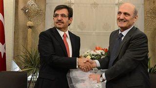 Erdoğan Bayraktar görevini devretti