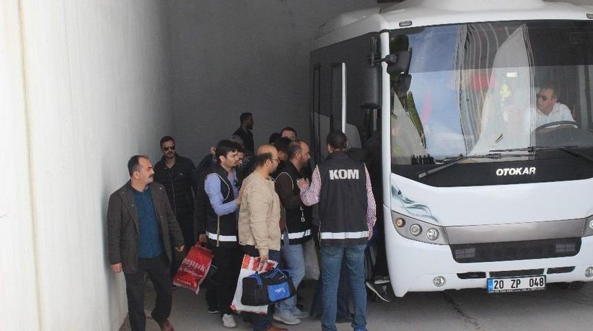 Denizli&rsquo;de 13 &lsquo;bylock&rsquo;&ccedil;u Memur Tutuklandı