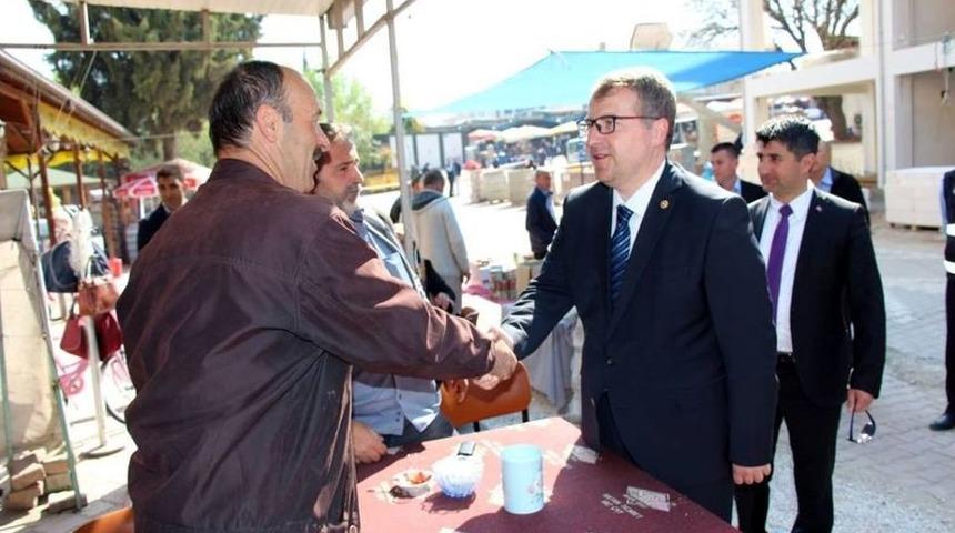 Milletvekili Eldemir, Cuma Pazarında Vatandaşlara Yeni Anayasayı Anlattı