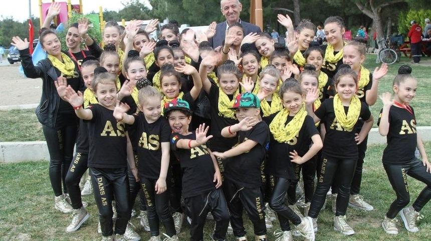 Gaziemir Ulusal Ve Uluslararası &Ccedil;ocuk Şenliği Başlıyor