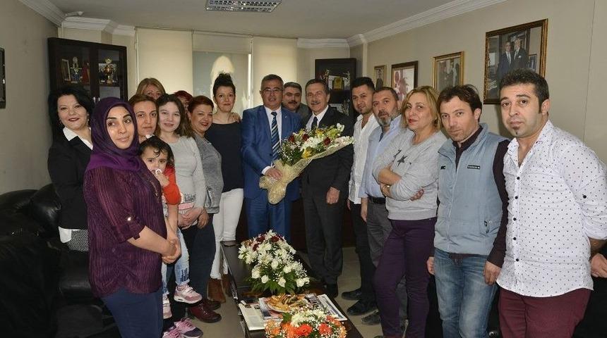 Kuaf&ouml;rler Meslek Odasından Başkan Ata&ccedil;&rsquo;a Teşekk&uuml;r Plaketi Verdi