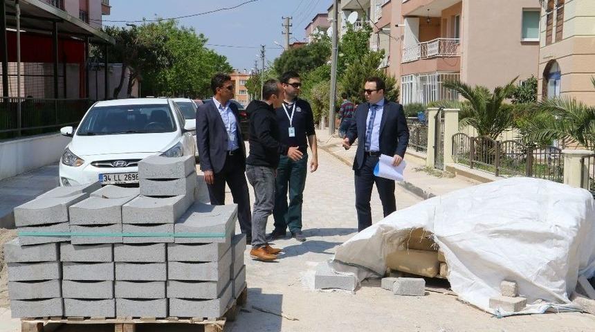 Manisa&rsquo;da Mahalle Yollarında Hummalı &Ccedil;alışma