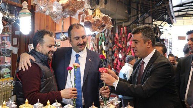 Ak Parti Genel Sekreteri Gül’den Bakırcılar Esnafına Ziyaret