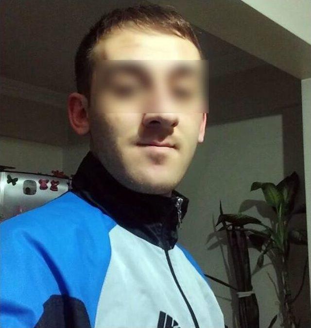 Balıkesir’de Öldürülen Genç Kadın Toprağa Verildi 1