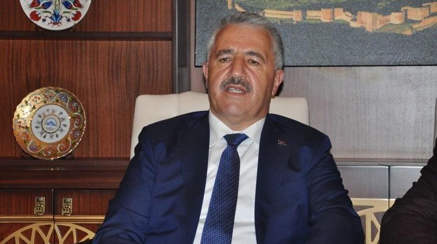 Bakan Arslan: &ldquo;ankara-niğde Arası Yolun İhalesini Yaptık&rdquo;