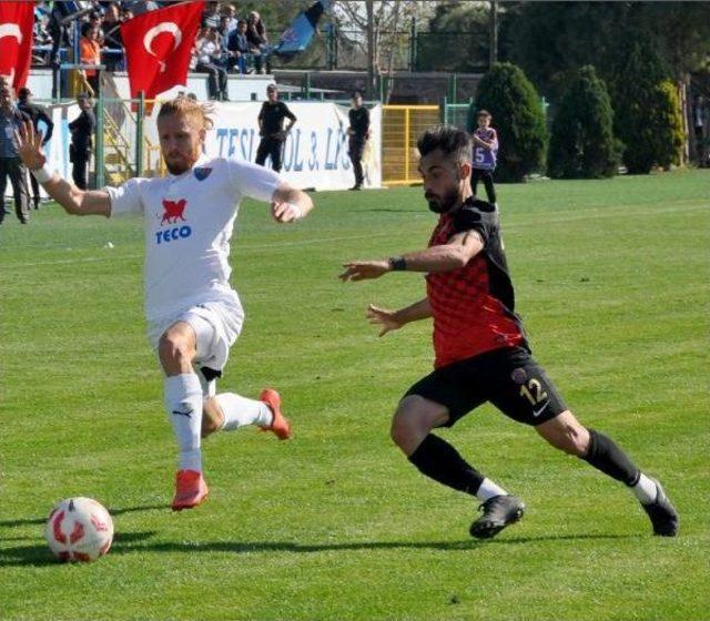 Karacabey Birlikspor-Gölcükspor: 2-4