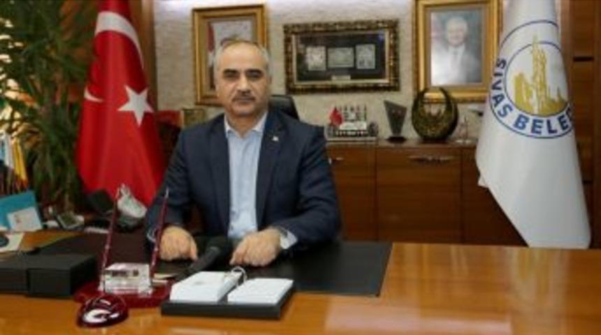Sivas Belediyesi&rsquo;nden Yaşlı Ve Engellilere Referandum Hizmeti