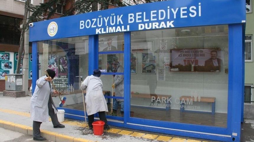 Boz&uuml;y&uuml;k&rsquo;te Temizlik &Ccedil;alışmaları Kesintisiz Olarak Devam Ediyor