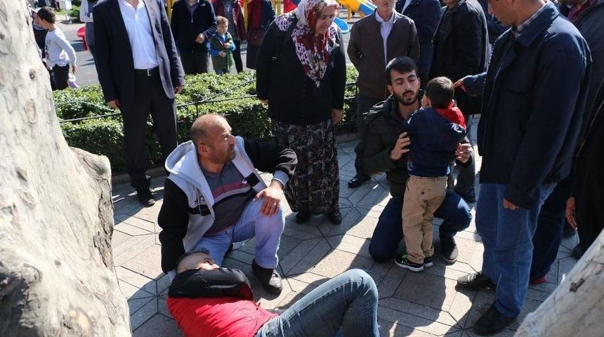 Oğlunun Balonunu Almaya &Ccedil;alışırken Ağa&ccedil;tan D&uuml;ş&uuml;p Yaralandı