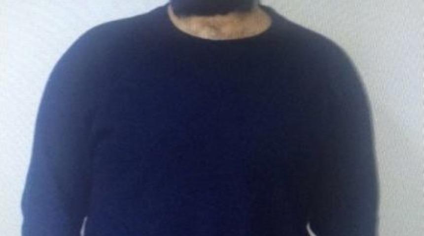 Okmeydanı&rsquo;nda Kahvede, &rsquo;evet&rsquo; Diyenleri Silahla Tehdit Eden Dhkp/c&rsquo;liler Tutuklandı