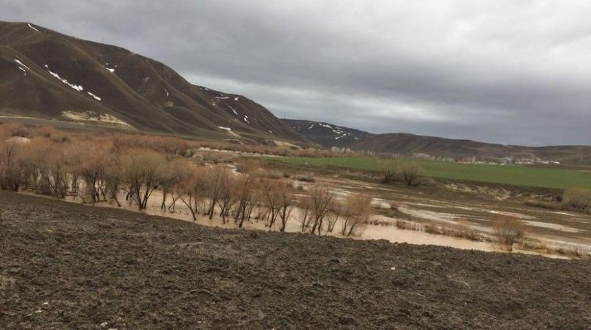 Dereler Taştı, Tarım Arazileri Sular Altında Kaldı