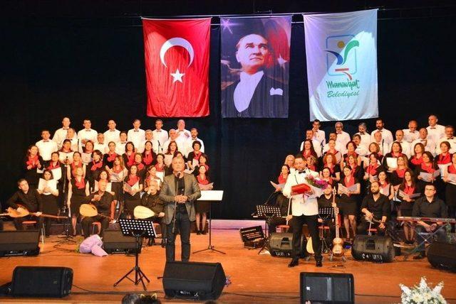 Manavgat Belediyesi Thm Topluluğu Korosundan Konser