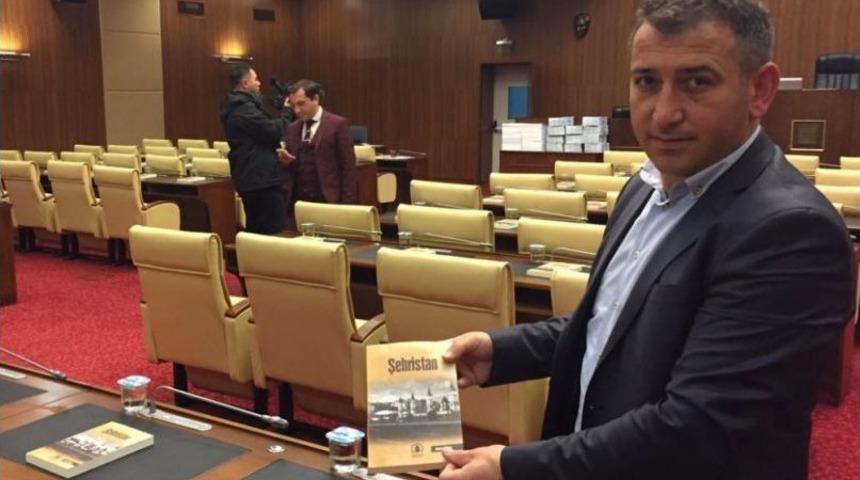 Pursaklar Belediyesinden Şehirciliğe Kitaplı Destek