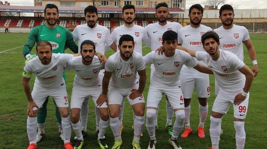 Nevşehirspor:4 &Ccedil;at Gen&ccedil;likspor:0