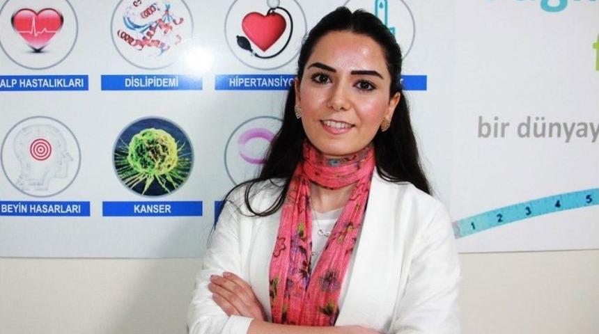 Diyetisyen Tarhan: "kuşburnu İle Tansiyon Dengelenebilir"