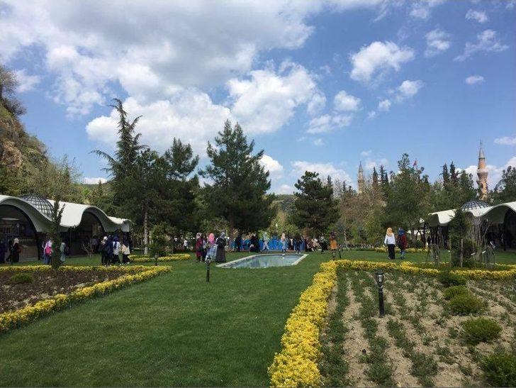 2023 Tane Genç İle “diriliş Gezisi” Düzenlendi G2