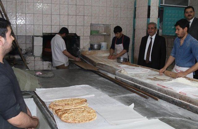 Demirkol Bahçelievler Esnafıyla Bir Araya Geldi