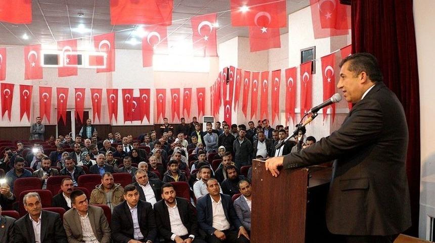 Belediye Başkanı Atilla Ak Parti Sandık G&ouml;revlileri Toplantısına Katıldı