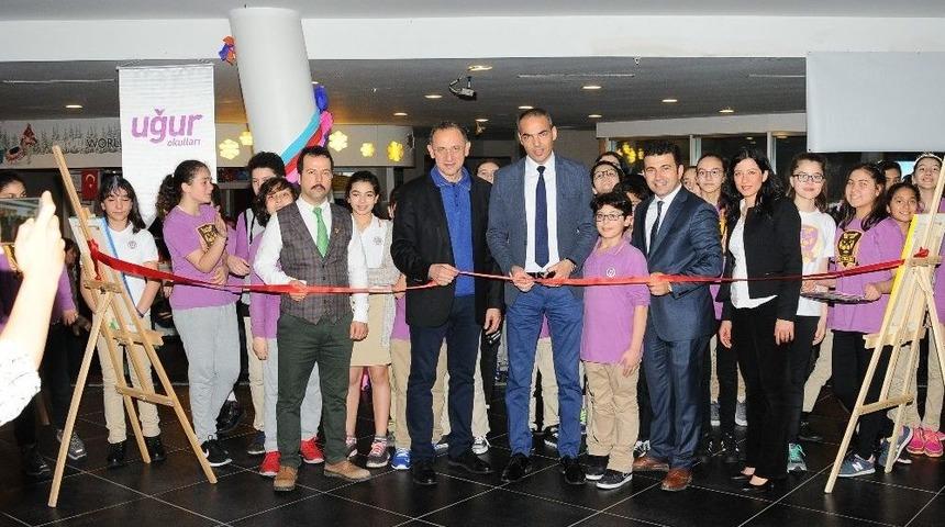 Uğur Okullarından &lsquo;uğurlu K&uuml;bistler&rsquo; Resim Sergisi