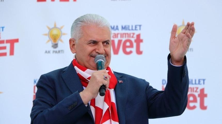 Başbakan Yıldırım: "yolları B&ouml;leriz, T&uuml;rkiye&rsquo;yi B&ouml;ld&uuml;rtmeyiz"