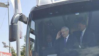 Kılıçdaroğlu, Başkentte Vatandaşlarla Çay Içti