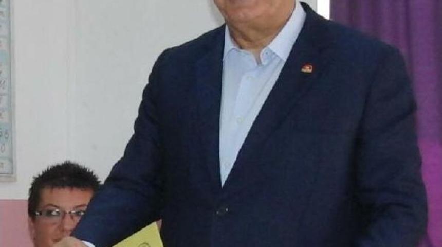 Başbakan Yıldırım Oyunu İzmir'de Kullanacak