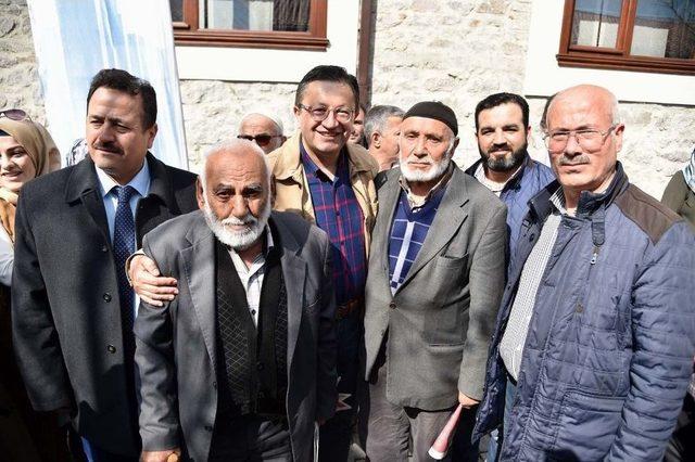 Altındağ Belediye Başkanı Tiryaki, Altınpark Ve Güneşevler Halkıyla Buluştu