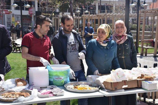 Genç’te Öğrenciler Yararına Kermes