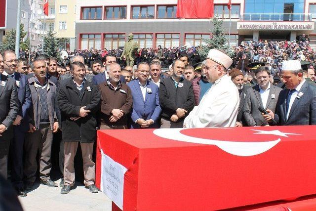 Yozgat Şehidini Uğurladı