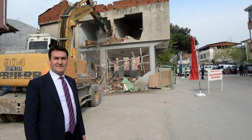 Osmangazi’de Caddeler Genişliyor