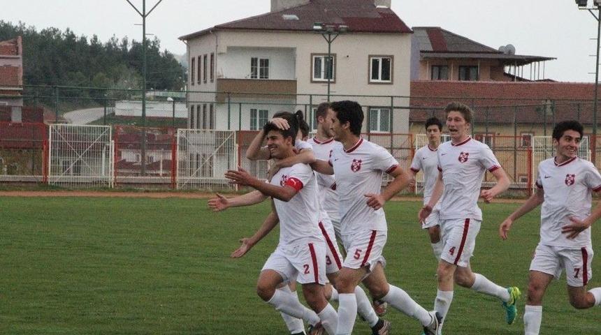 U17 Türkiye Şampiyonası 2. Kademe Müsabakalarından İstanbul Ve Eskişehir Temsilcileri Finale Adını Yazdırdı
