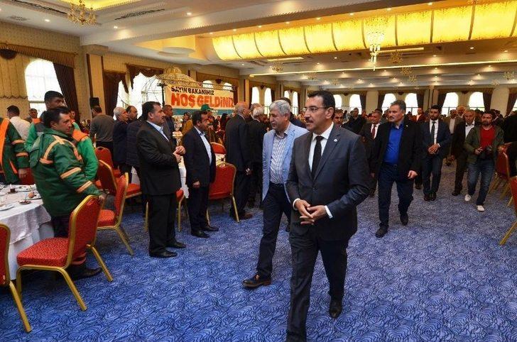 Bakan Tüfenkci Yeşilyurt Belediye Personeli İle Buluştu G1