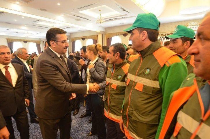 Bakan Tüfenkci Yeşilyurt Belediye Personeli İle Buluştu G3