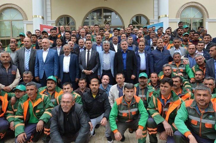 Bakan Tüfenkci Yeşilyurt Belediye Personeli İle Buluştu G4