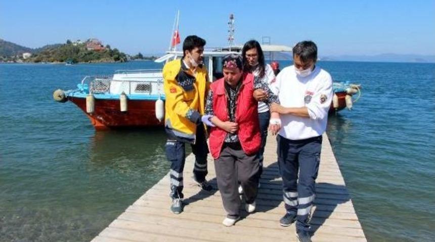 Adada &Ccedil;ıkan Yangında Bir Villa Yandı