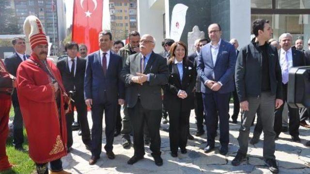 Bakan Avcı, 'piyano Dahisi' Mert'i Kutladı (2)