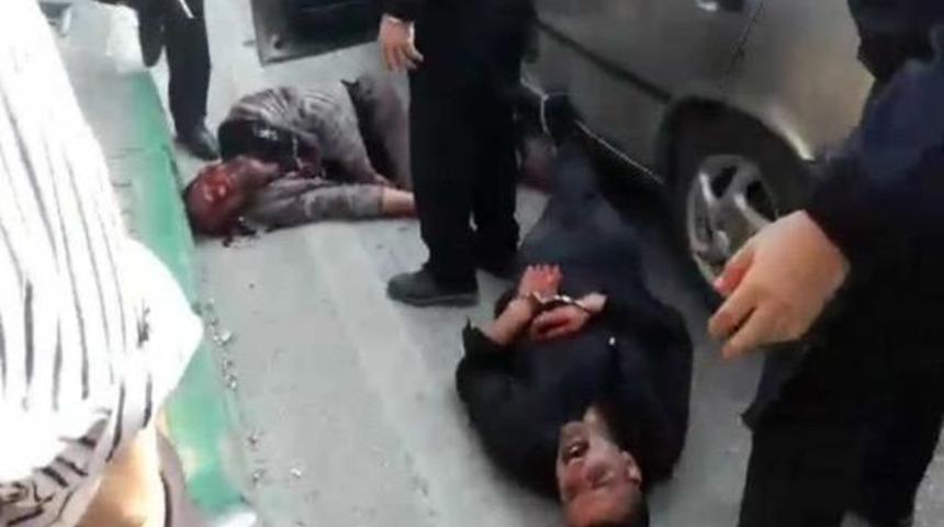 Otomobilde Bı&ccedil;aklı Dehşet