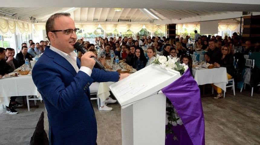 Turan, Berberler Ve Kuaf&ouml;rler Odası &Uuml;yeleriyle Buluştu