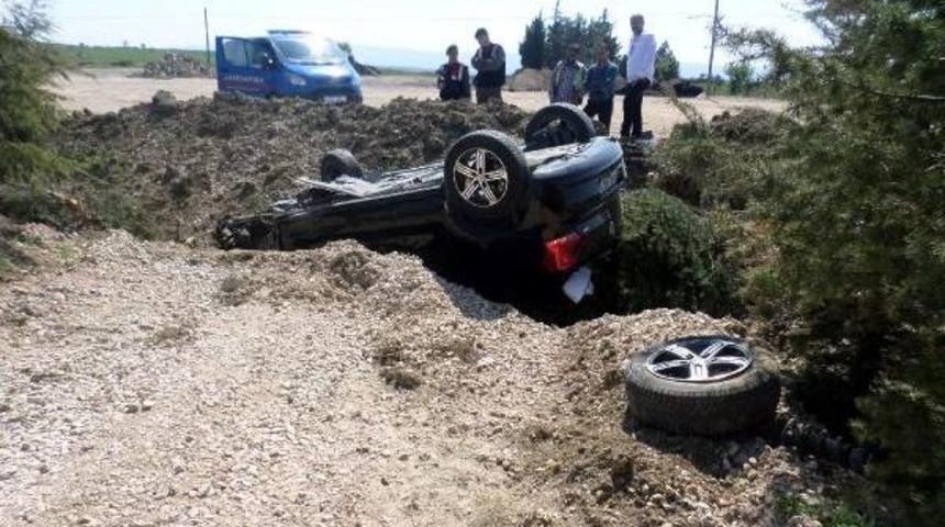 Malkara&rsquo;Da Otomobil Takla Attı: 3 Yaralı