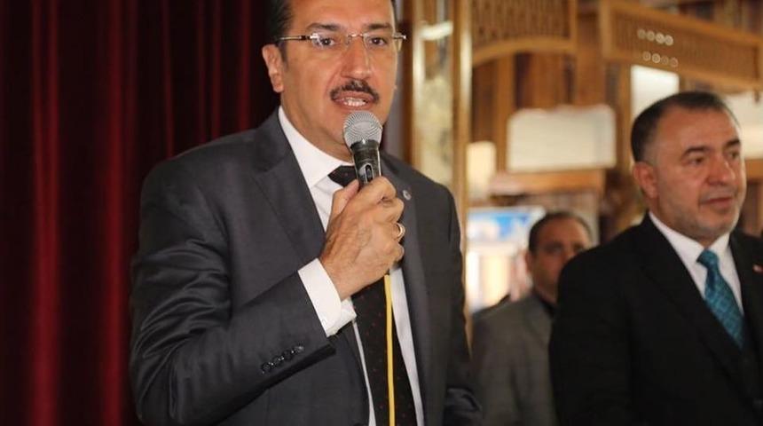 G&uuml;mr&uuml;k Ve Ticaret Bakanı B&uuml;lent T&uuml;fenkci:
