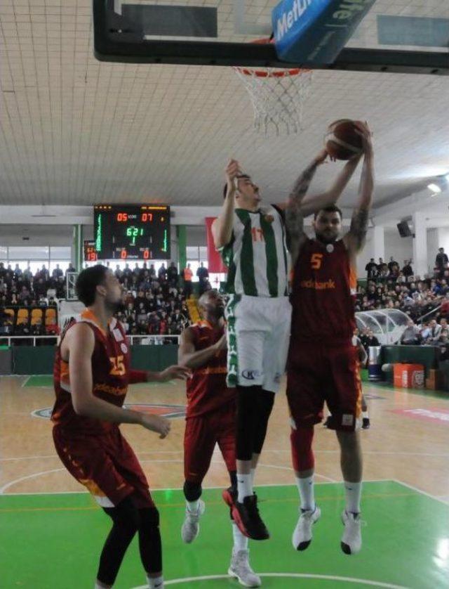 Yeşilgiresun Belediyespor-Galatasaray Odeabank: 86-89