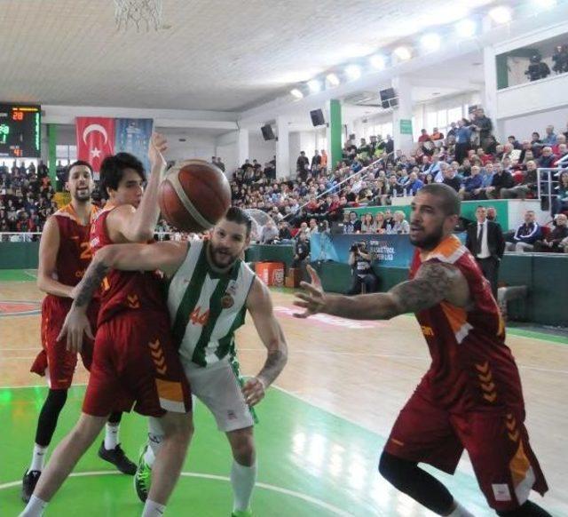 Yeşilgiresun Belediyespor-Galatasaray Odeabank: 86-89